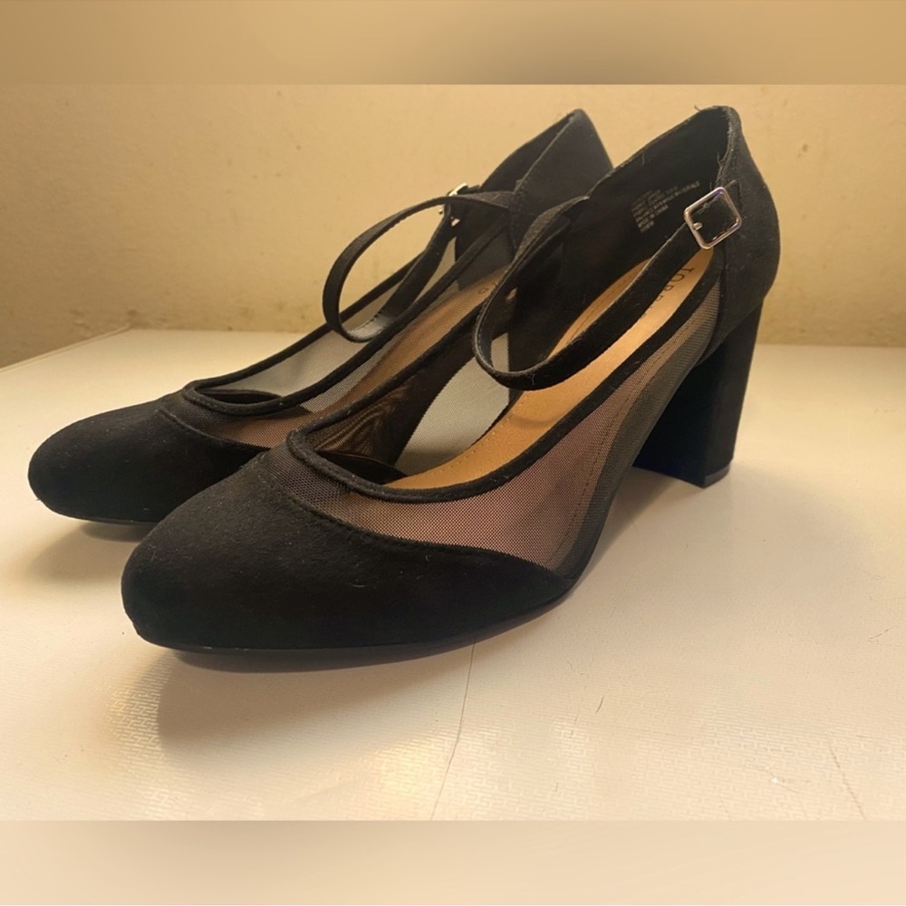 Torrid Black Mary Jane chunky heel size 10WW